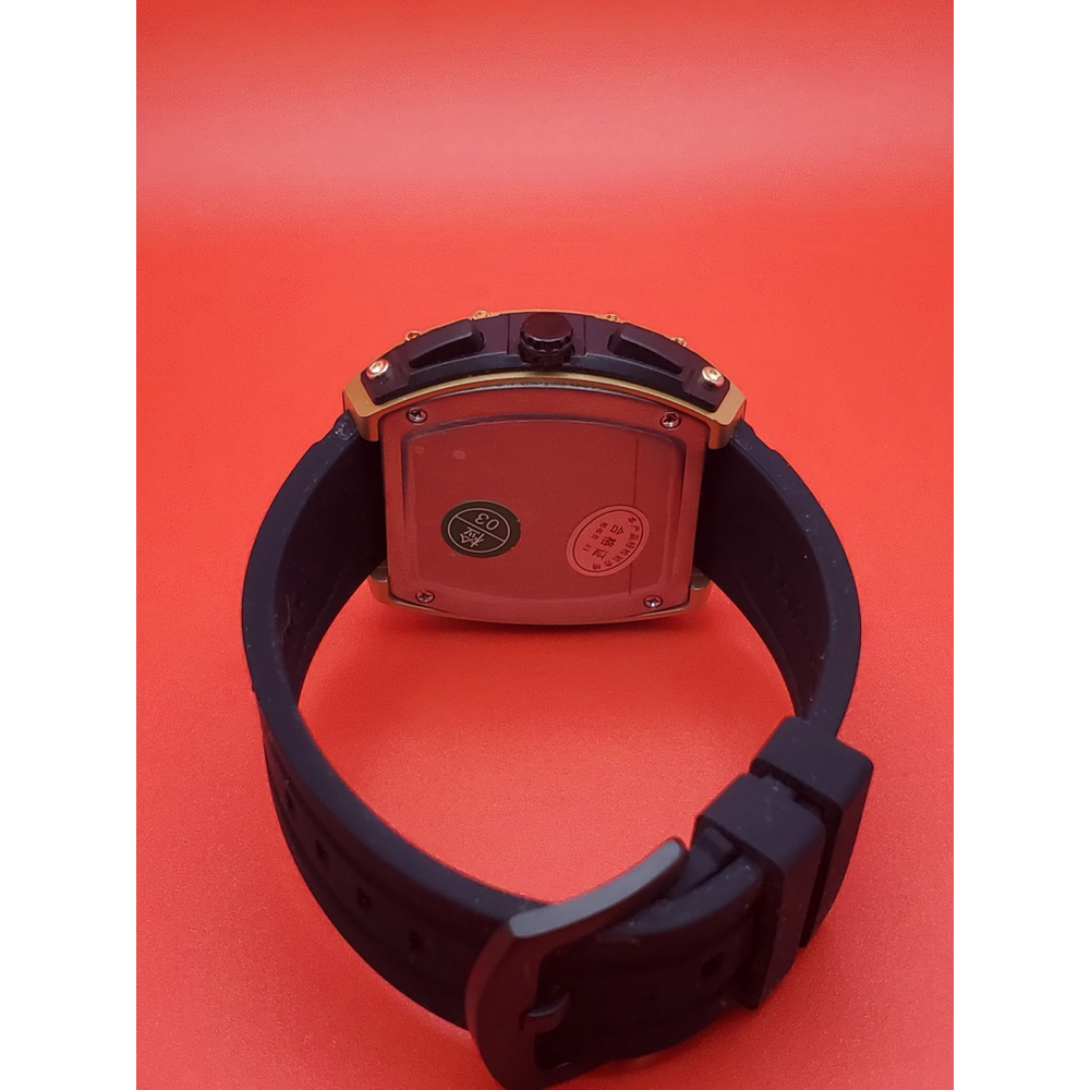 Mens Watch - Picture 8 of 12
